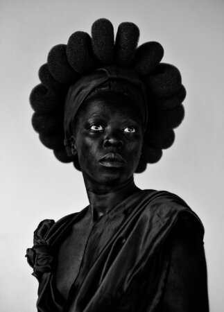 Zanele Muholi: Somnyama Ngonyama, Hail the Dark Lioness, delpire & co