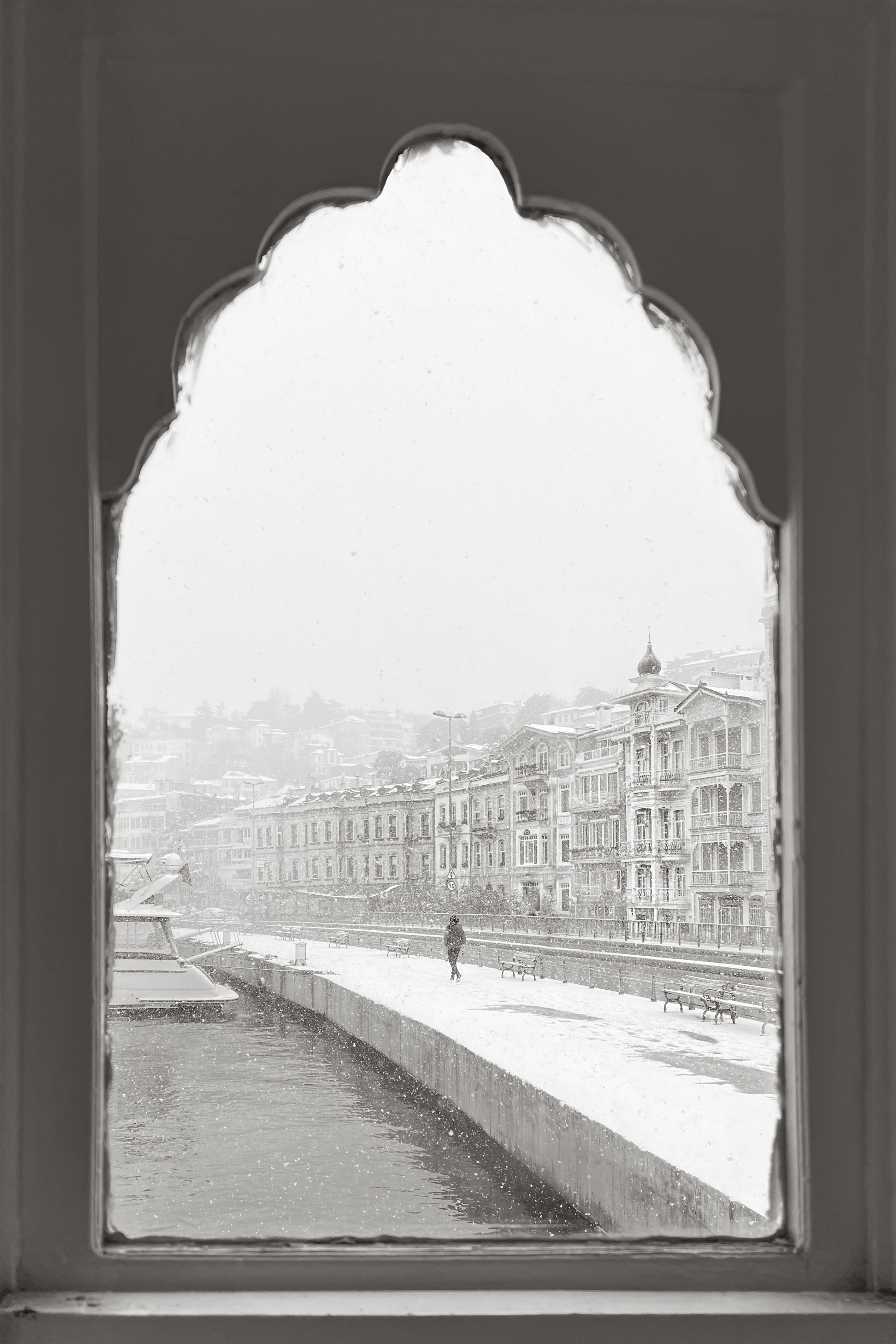 Annette Louise Solakoglu